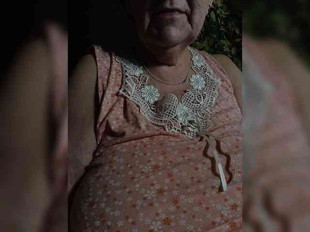 EmpressLady webcam