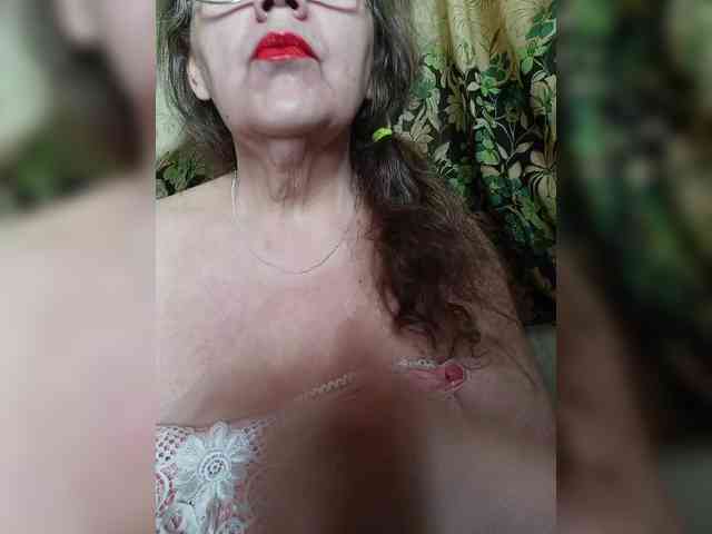 EmpressLady webcam