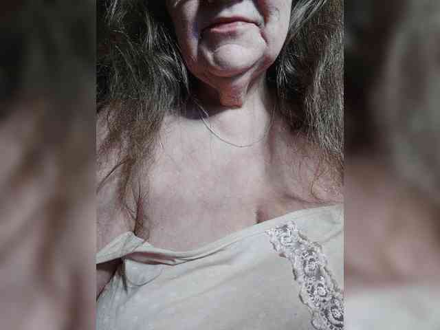EmpressLady webcam