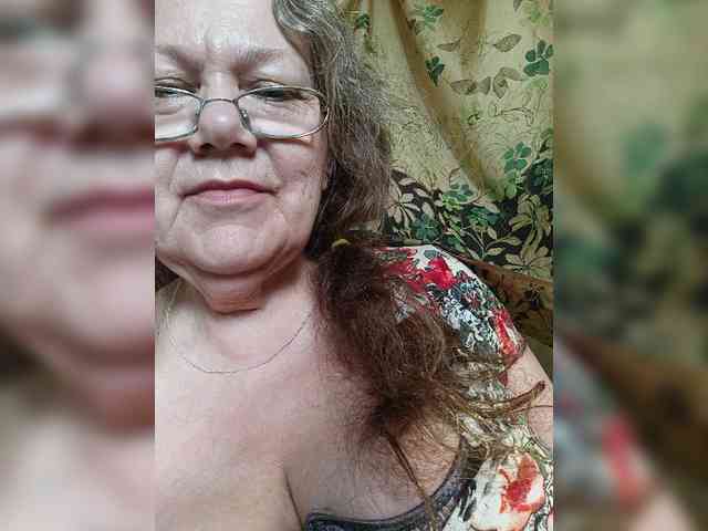 EmpressLady webcam