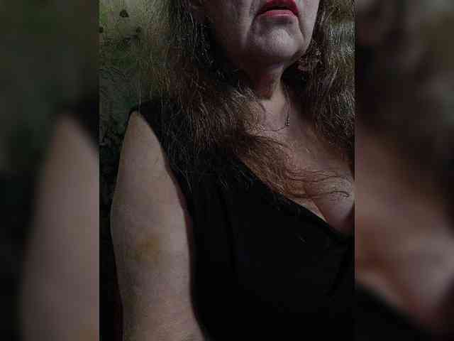 EmpressLady webcam