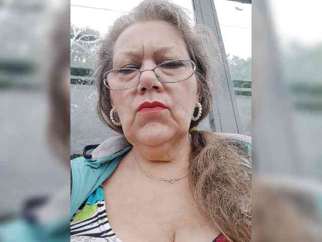 EmpressLady webcam