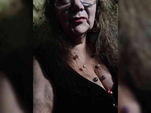 EmpressLady webcam