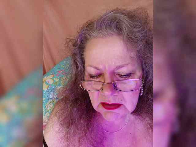 EmpressLady webcam