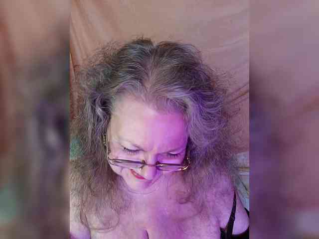 EmpressLady webcam