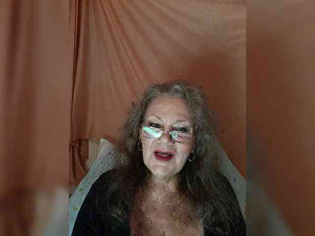 EmpressLady webcam