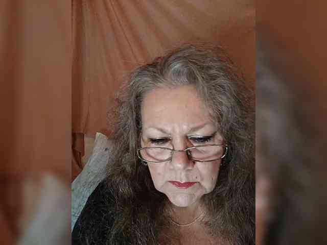 EmpressLady webcam