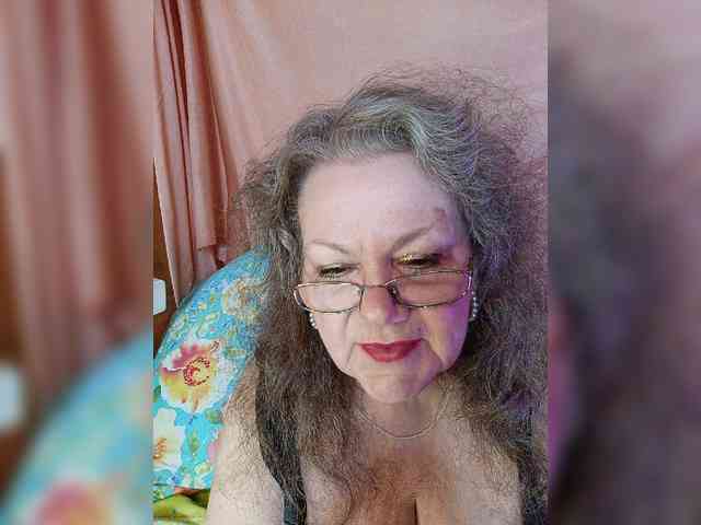 EmpressLady webcam