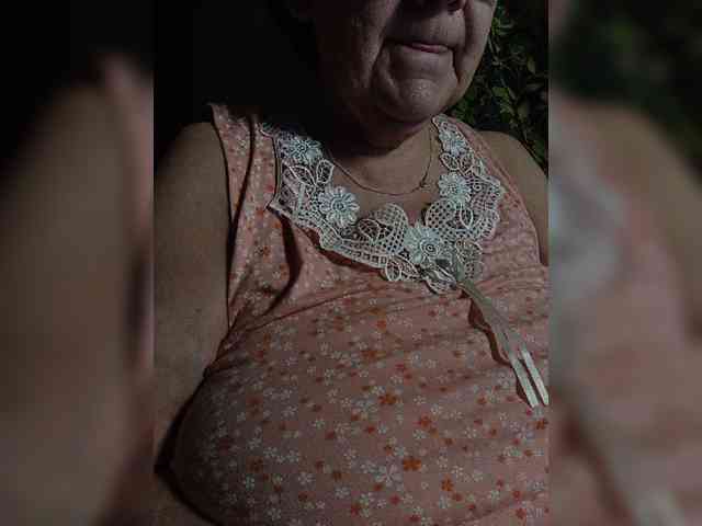 EmpressLady webcam