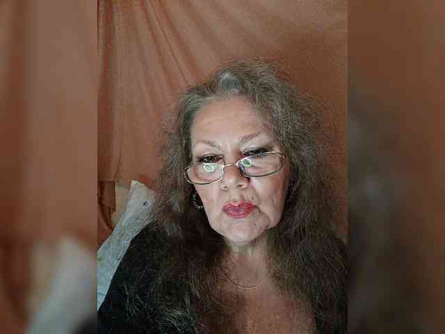 EmpressLady webcam