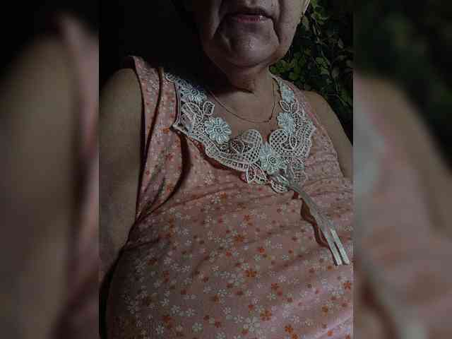 EmpressLady webcam