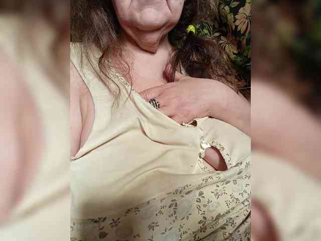EmpressLady webcam