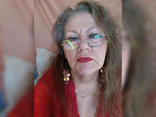 EmpressLady webcam