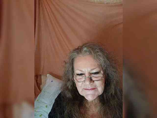 EmpressLady webcam
