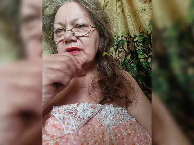 EmpressLady webcam