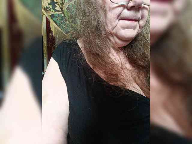 EmpressLady webcam