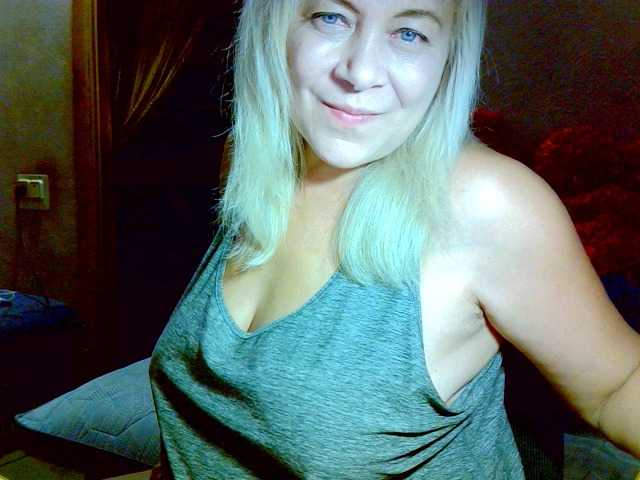 Savan35na live cam on BongaCams