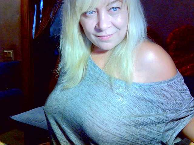 Savan35na live cam on BongaCams