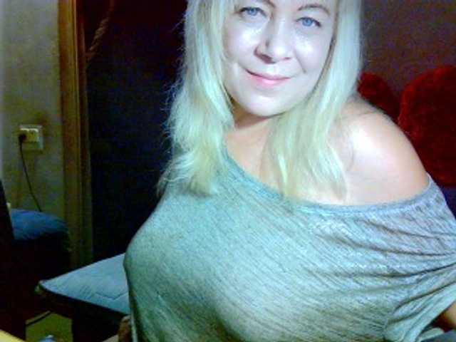 Savan35na live cam on BongaCams