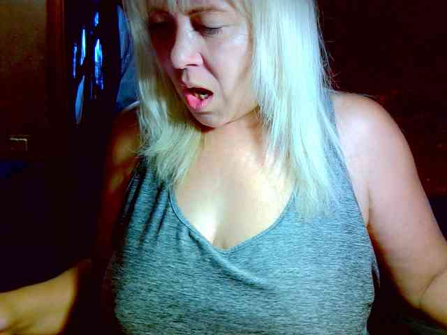 Savan35na Sex Cam Show