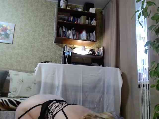 hornyFrancine webcam