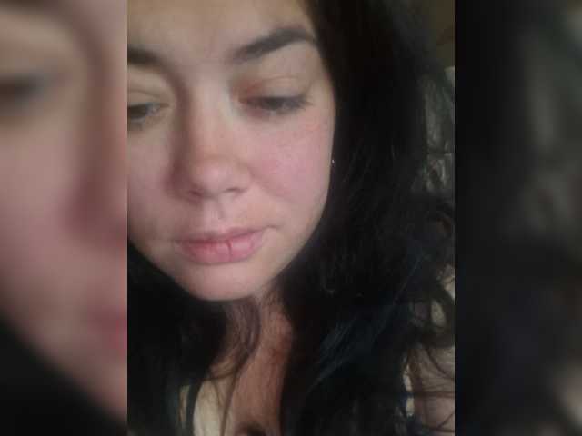 Naturally_Mom live cam preview