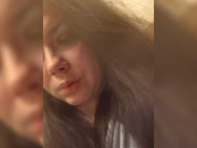 TaraRid's BongaCams show and profile