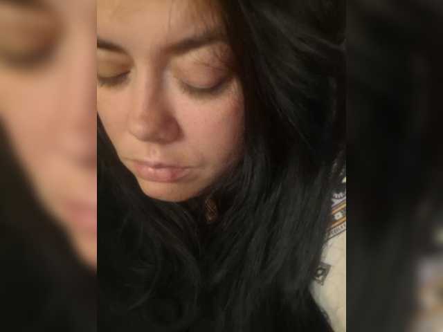 Naturally_Mom live cam preview