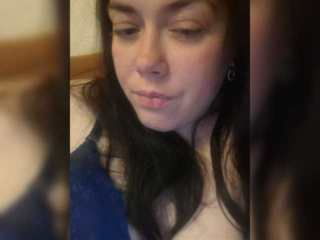 Naturally_Mom live cam preview