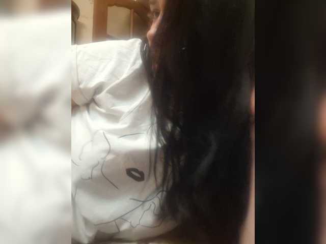 Naturally_Mom live cam preview