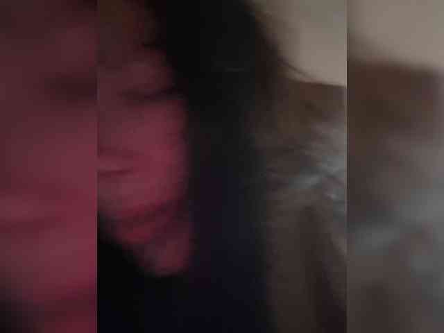 Naturally_Mom webcam