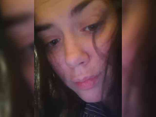 Naturally_Mom webcam