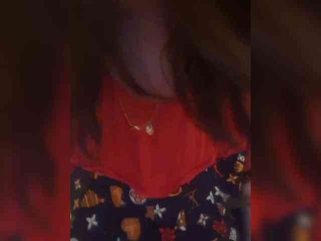 Naturally_Mom webcam