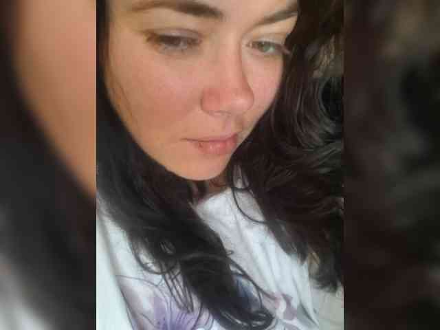 Naturally_Mom webcam