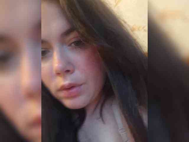 Naturally_Mom webcam
