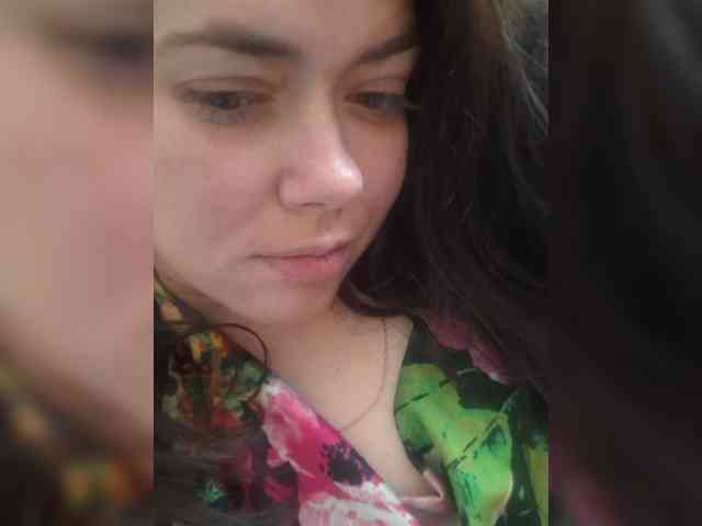 Naturally_Mom webcam