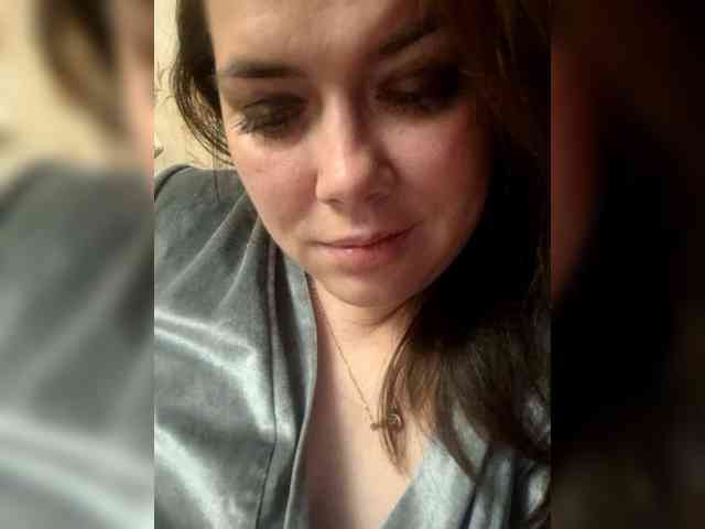 Naturally_Mom webcam