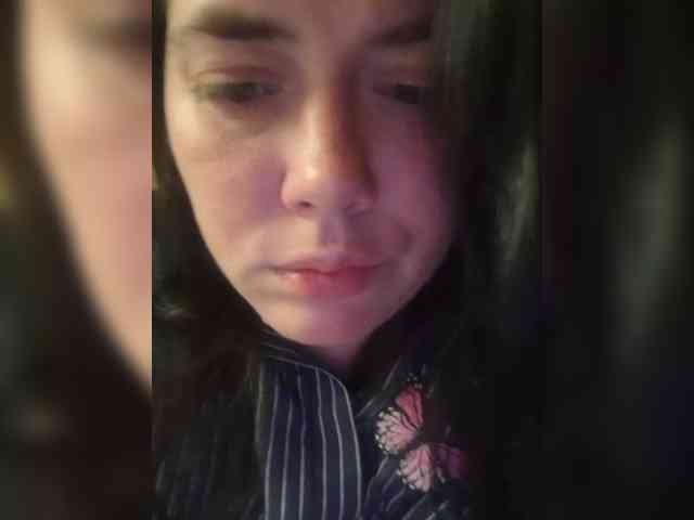 Naturally_Mom webcam