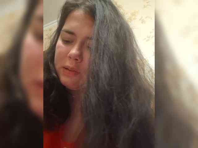 Naturally_Mom webcam