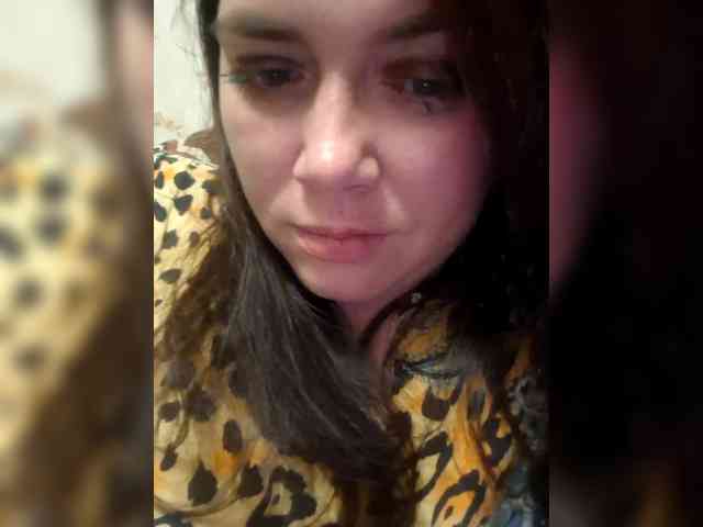 Naturally_Mom webcam