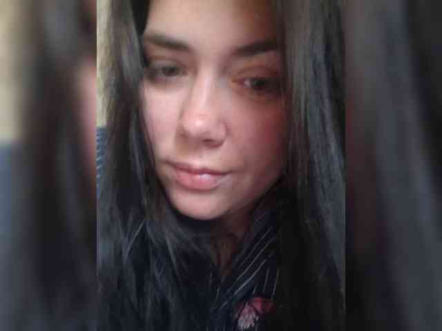 Naturally_Mom webcam