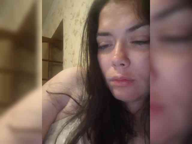 Naturally_Mom webcam