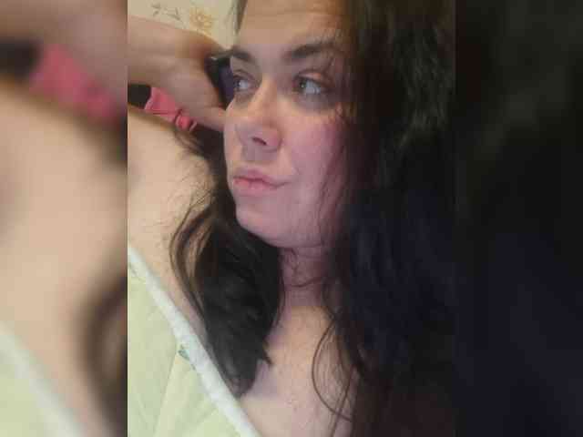 Модель: Naturally_Mom