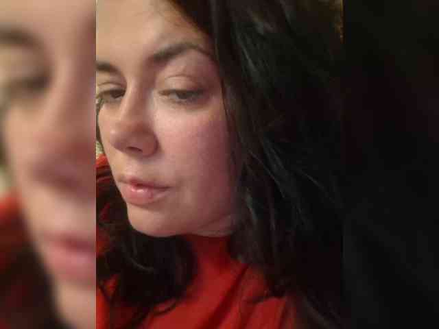Naturally_Mom webcam