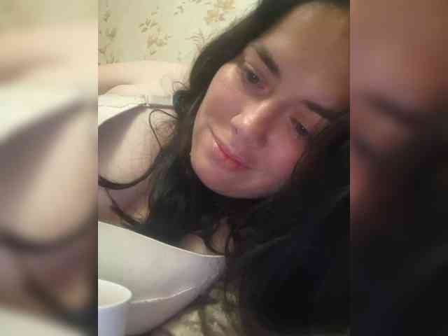 Modella: Naturally_Mom