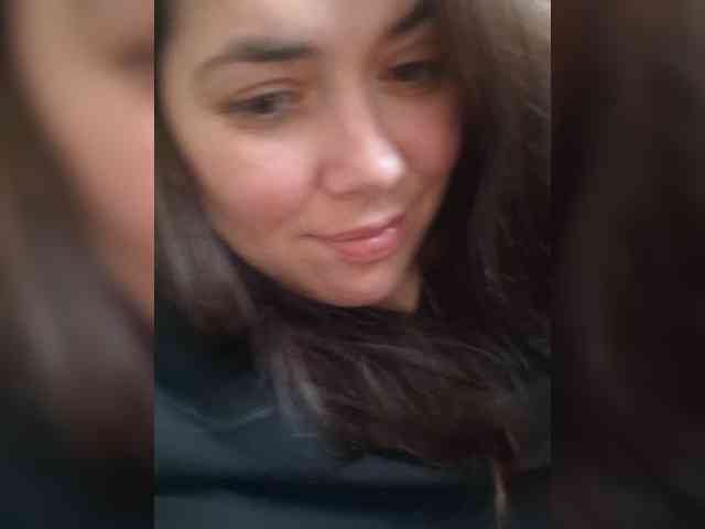 Naturally_Mom webcam