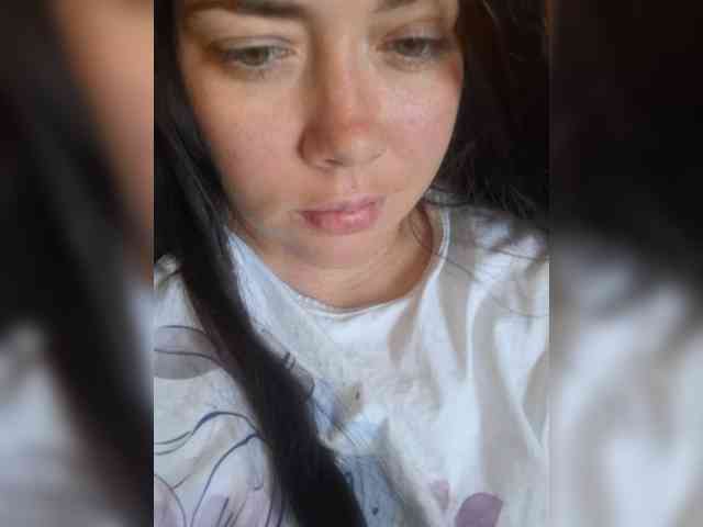 Naturally_Mom webcam