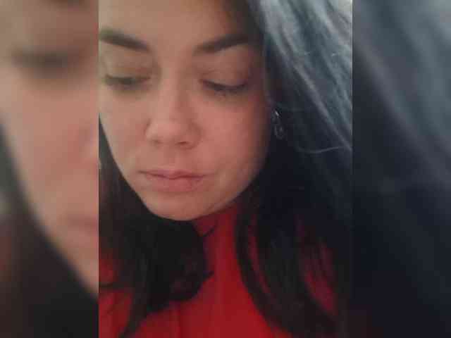 Naturally_Mom webcam