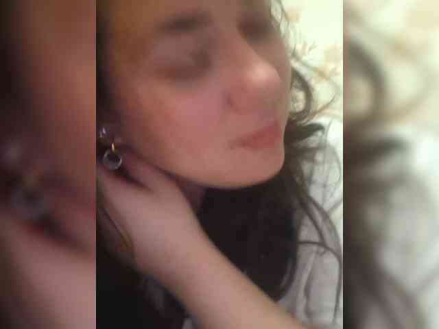 Naturally_Mom webcam