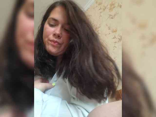 Naturally_Mom webcam